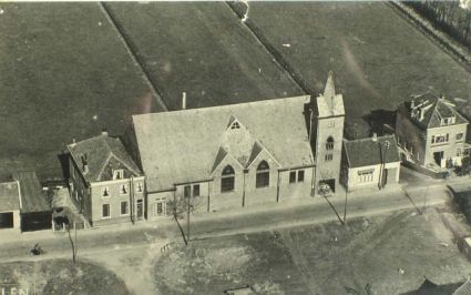 Chr. Ger. Kerk Barendrecht Luchtfoto